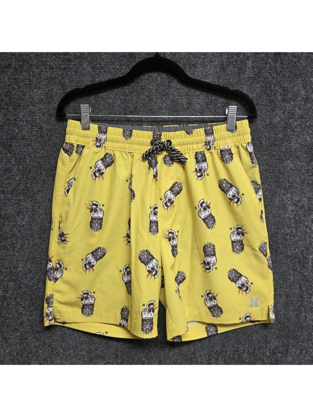 Hurley Swim Trunks Mens Medium Yellow Skull Pineapple Print Elastic Waist Lined